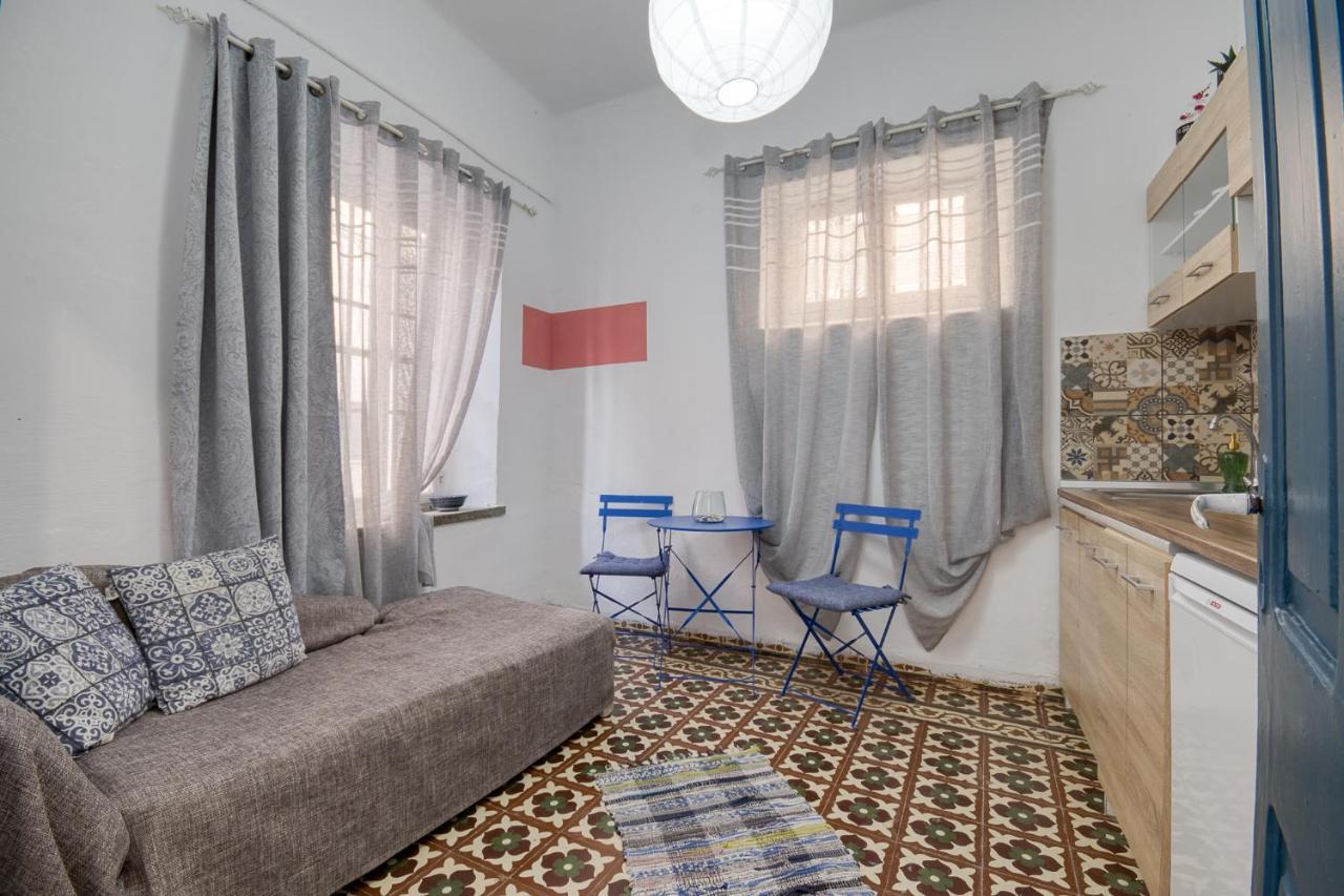 Mascot Bar Street Apartments Rhodes City 외부 사진
