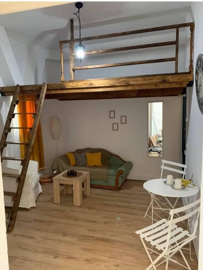 Mascot Bar Street Apartments Rhodes City 외부 사진